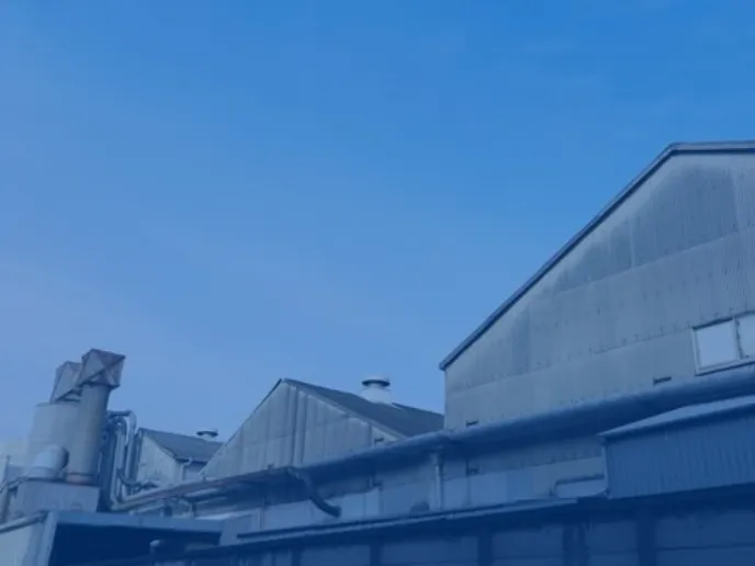 製品工場（カーボン）